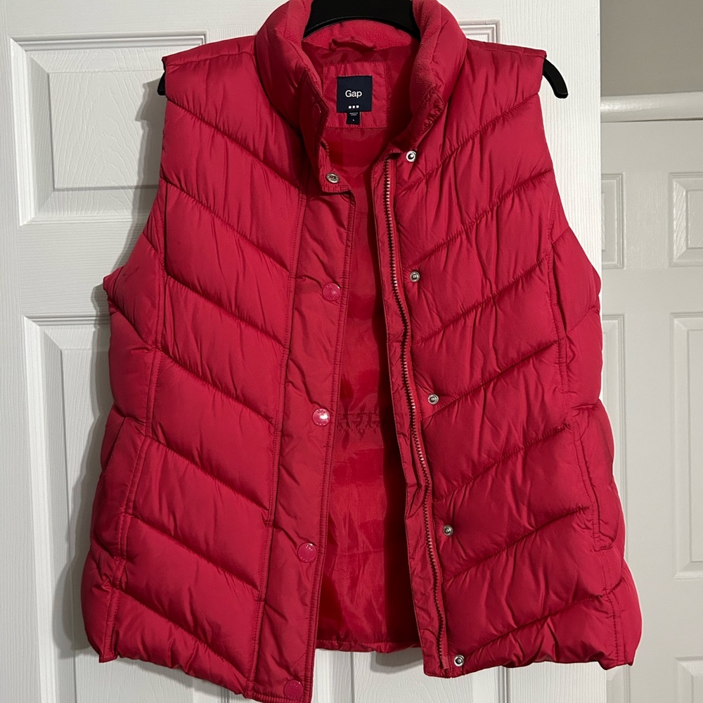 COPY - GAP Raspberry Quilted Puffer Vest